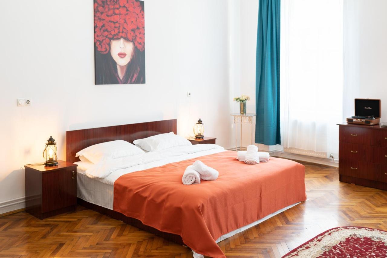 Villa 5* Noble House In Historic Center Cluj-Napoca Exterior foto